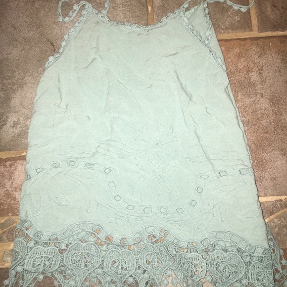 Kendall & Kylie tank top, only worn once. - Picture 2 of 2